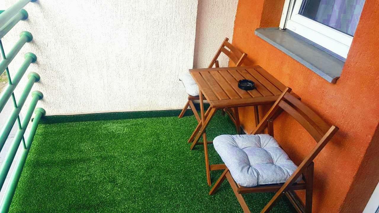 Jacuzzi Oasis Apartment Novi Sad Ngoại thất bức ảnh